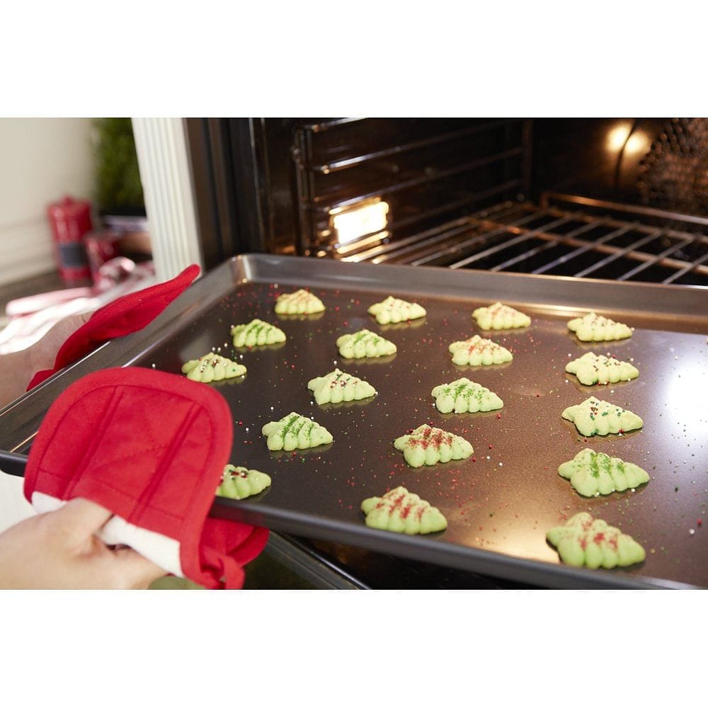 Perfect Results Premium Non-Stick Bakeware Mega Cookie Pan - Shelburne Country Store