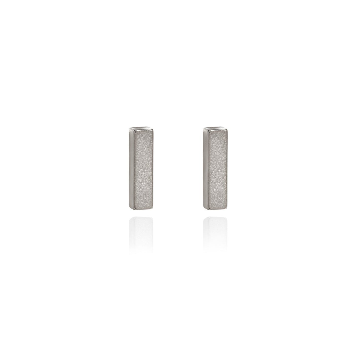 Sleek Modern Bar Earring - Shelburne Country Store